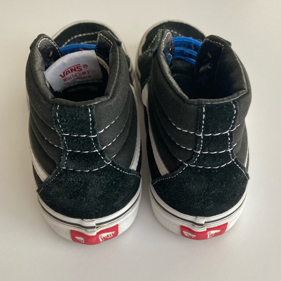 Kids Hi Top Vans Shoes - Picture 3 of 5